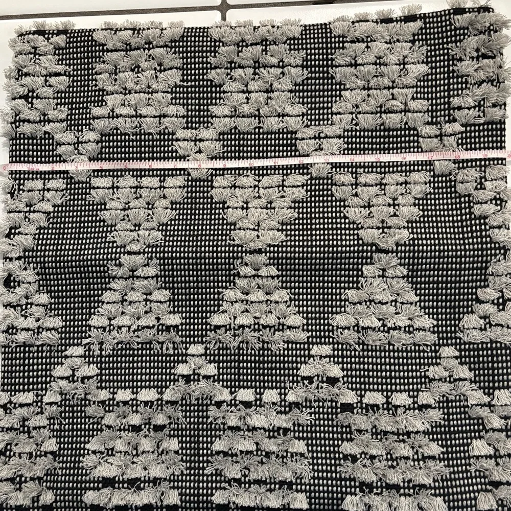 Ikea ANNAMETTE Set Of 2 Throw Pillow Covers 20x20